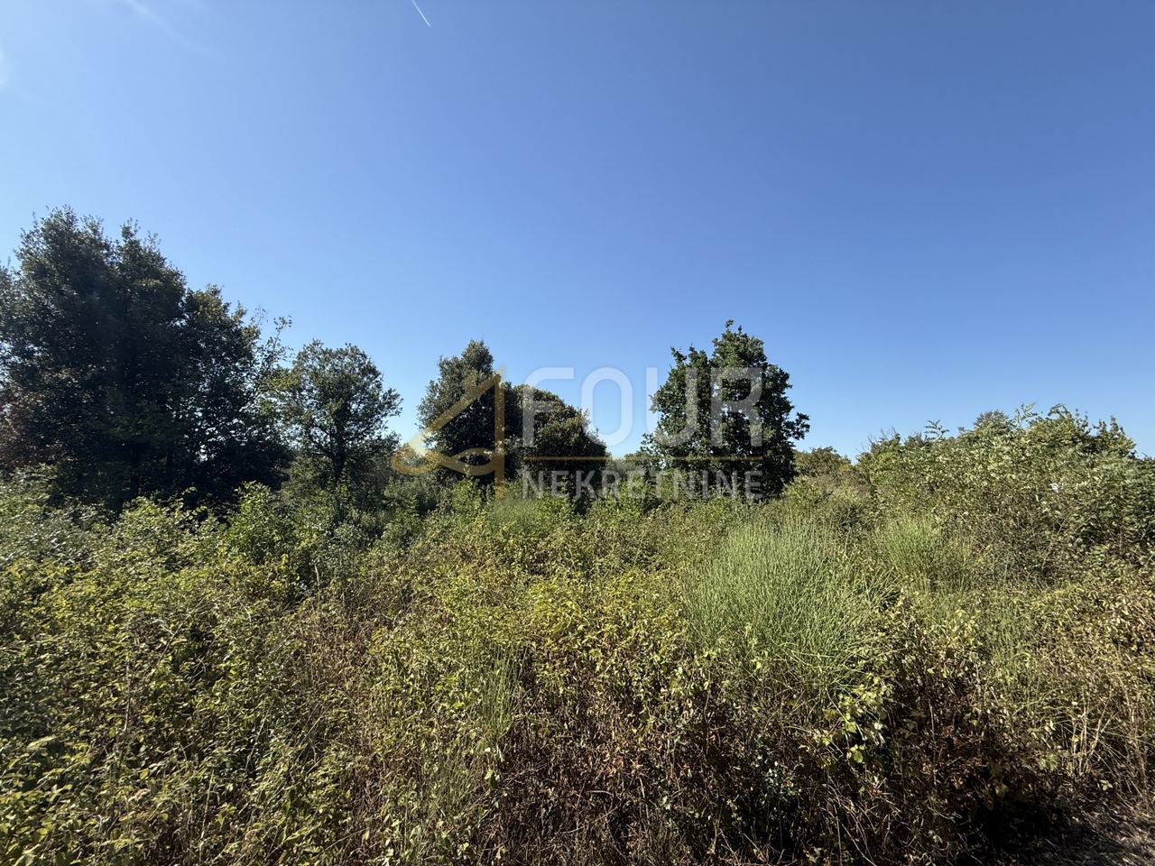 Terreno u Ližnjanu, 1000m², slika 2