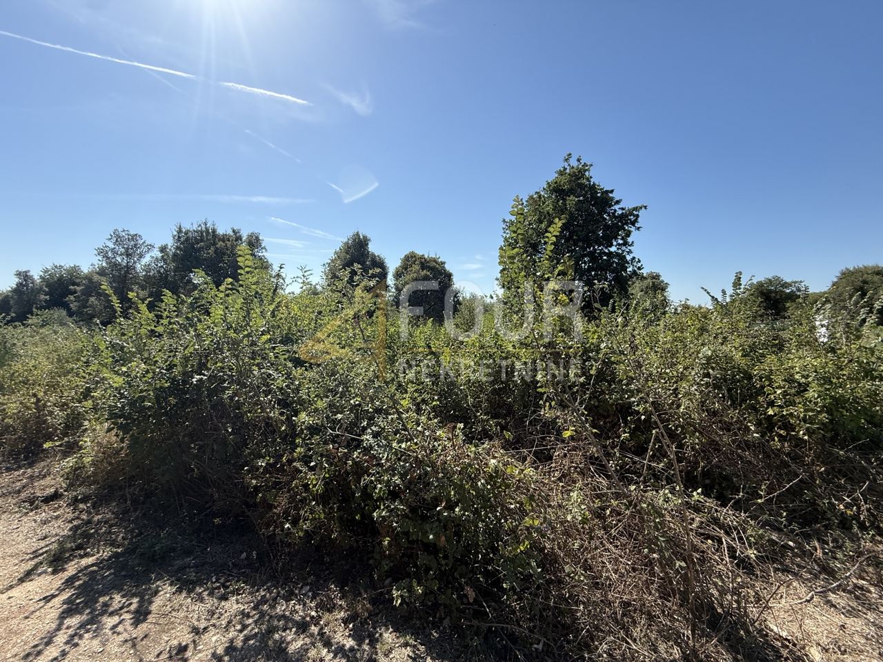 Grundstück u Ližnjanu, 500m²