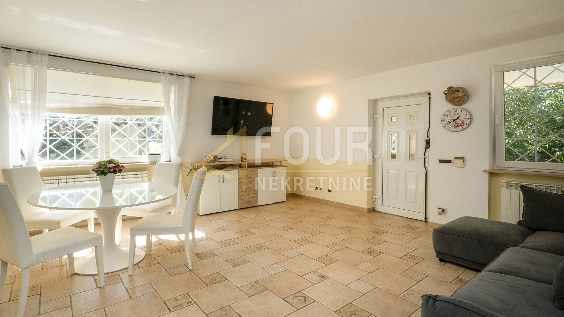 Haus u Puli, 130m², 3 sobe, slika 2