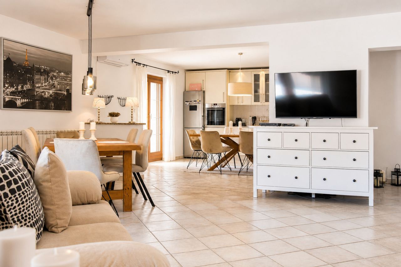 Haus u Poreču, 367m², 7 soba, slika 4