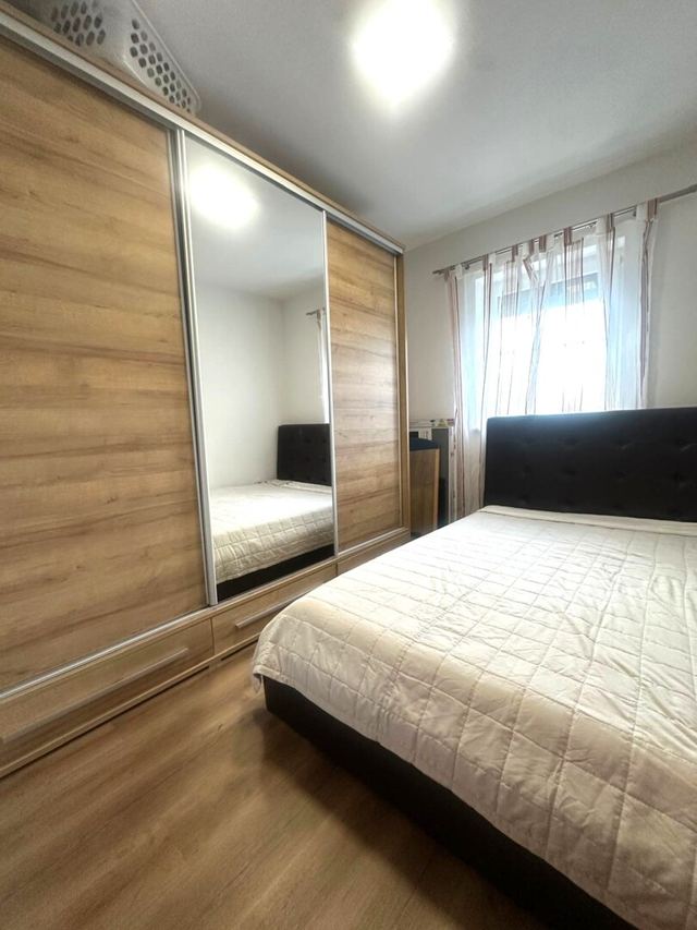 Haus u Poreču, 478.75m², 12 soba, slika 3
