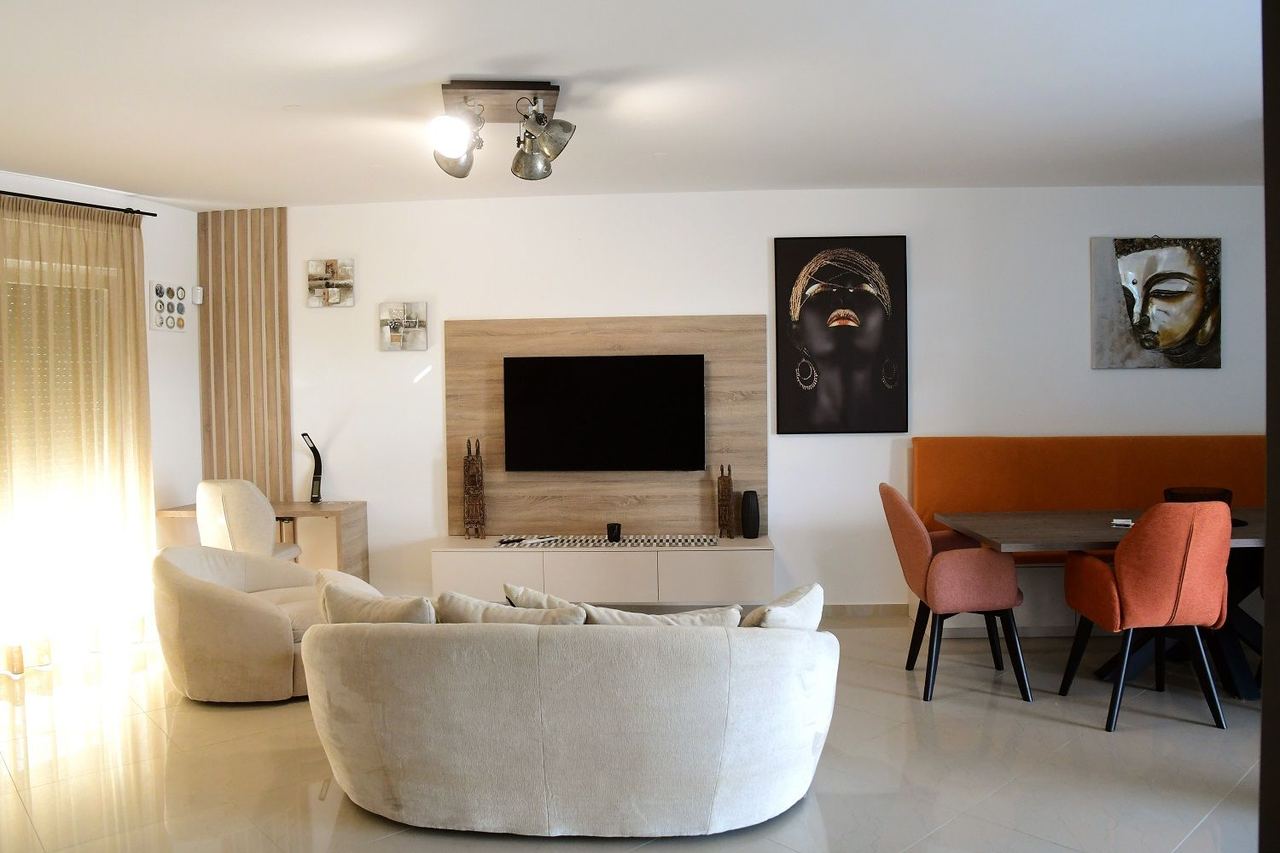 Stan u Poreču, 78.5m², 2 sobe, slika 3