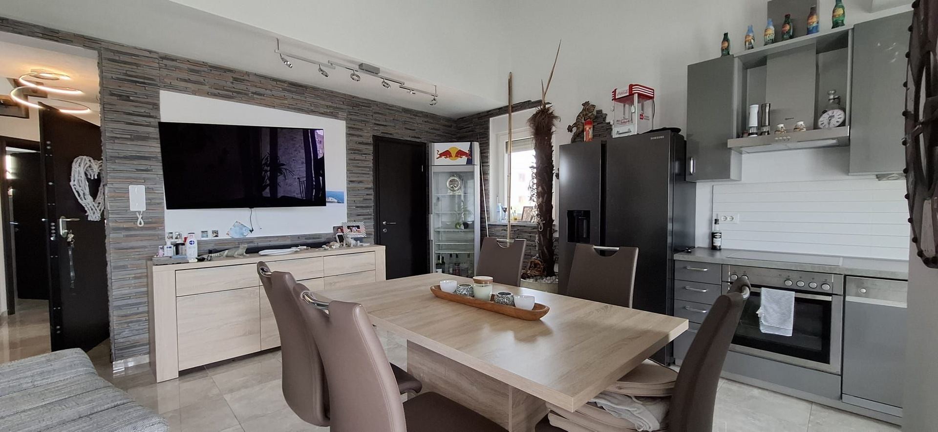 Stan u Funtani, 75.7m², 3 sobe, slika 2
