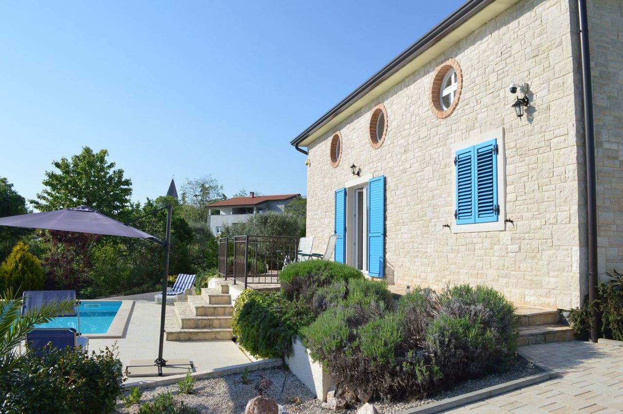 House u Kaštelir-Labinciu, 148m², 5 soba, slika 3