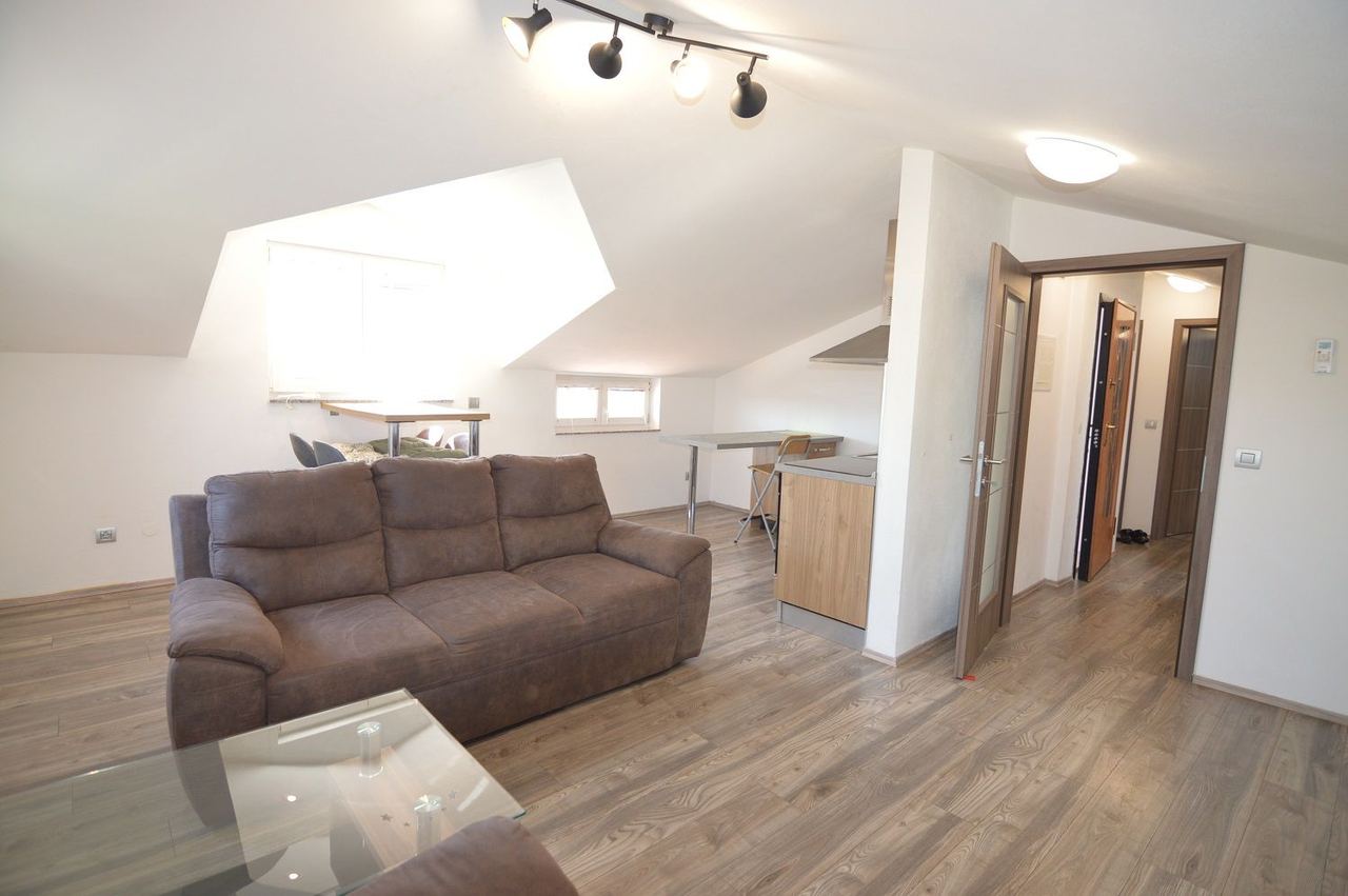 Wohnung u Tar-Vabrizi, 84m², 2 sobe, slika 2