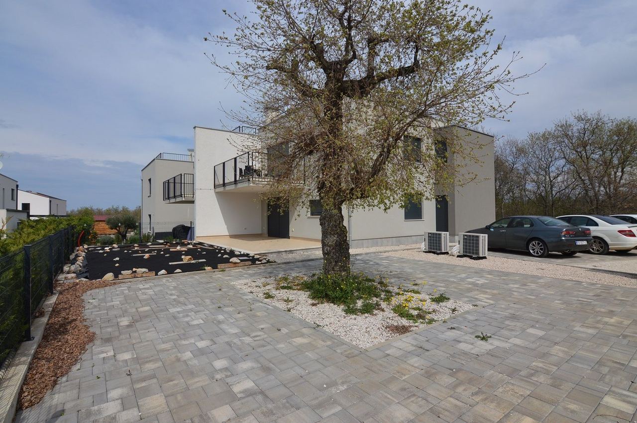 Wohnung u Poreču, 89.75m², 2 sobe, slika 2