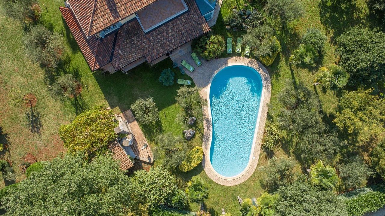 Kuća u Poreču, 420m², 5 soba, slika 2