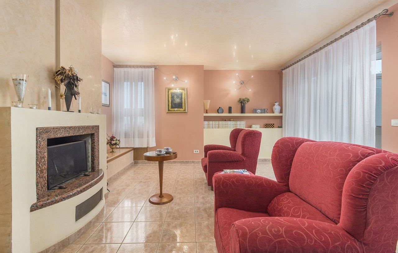 Kuća u Poreču, 420m², 5 soba, slika 4
