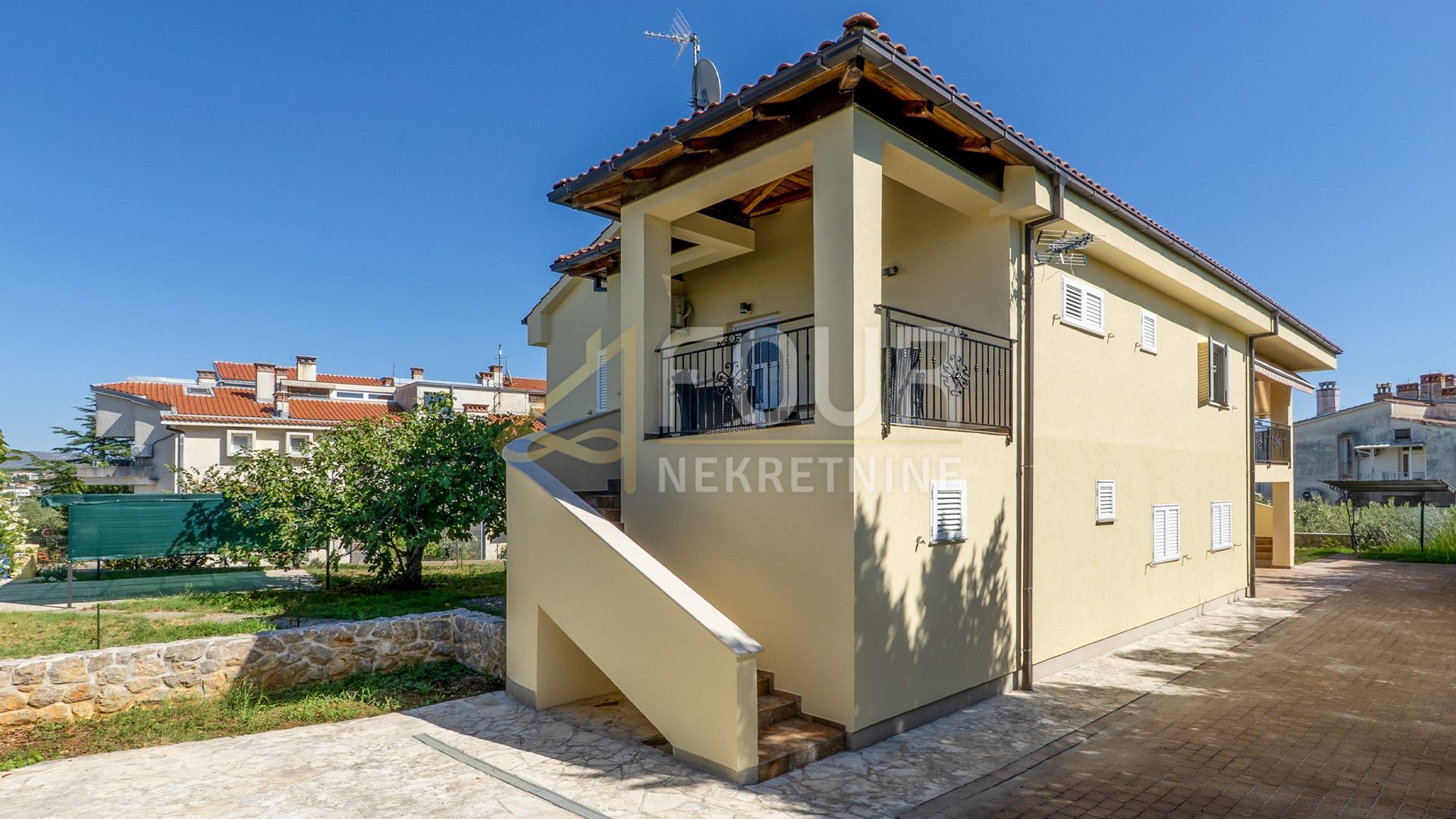 Wohnung u Krku, 194.2m², 3 sobe