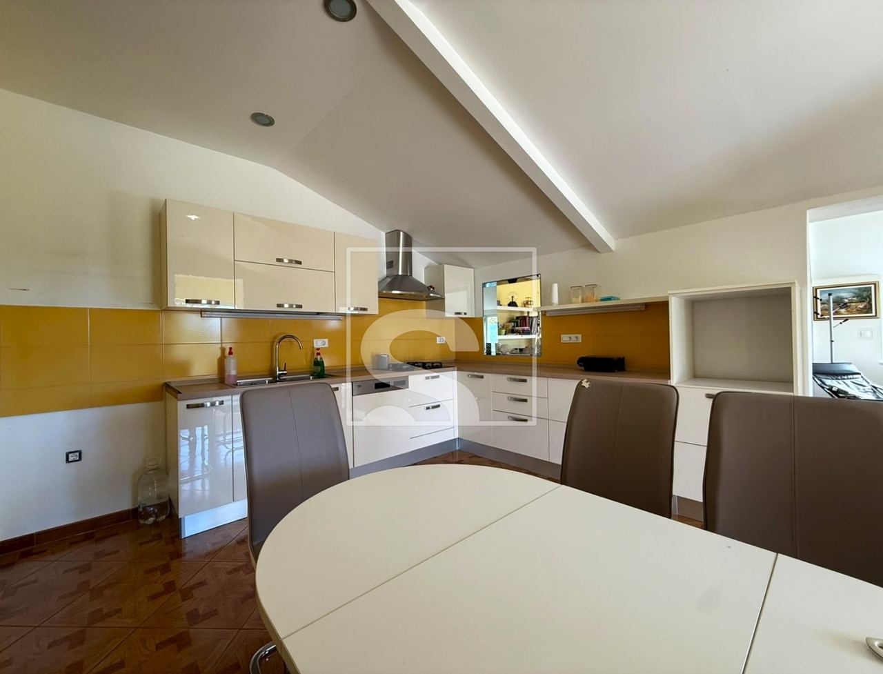 Kuća u Ližnjanu, 103m², slika 5