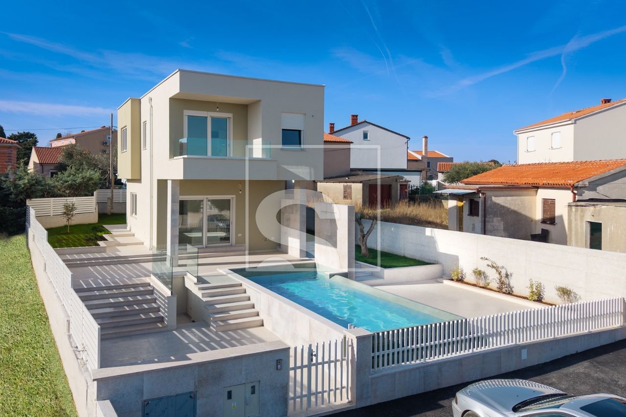 House u Medulinu, 140m², 2 sobe