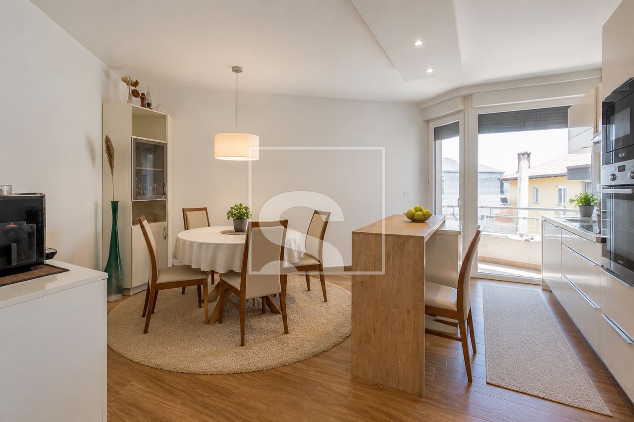 Wohnung u Novigradu, 96m², 3 sobe