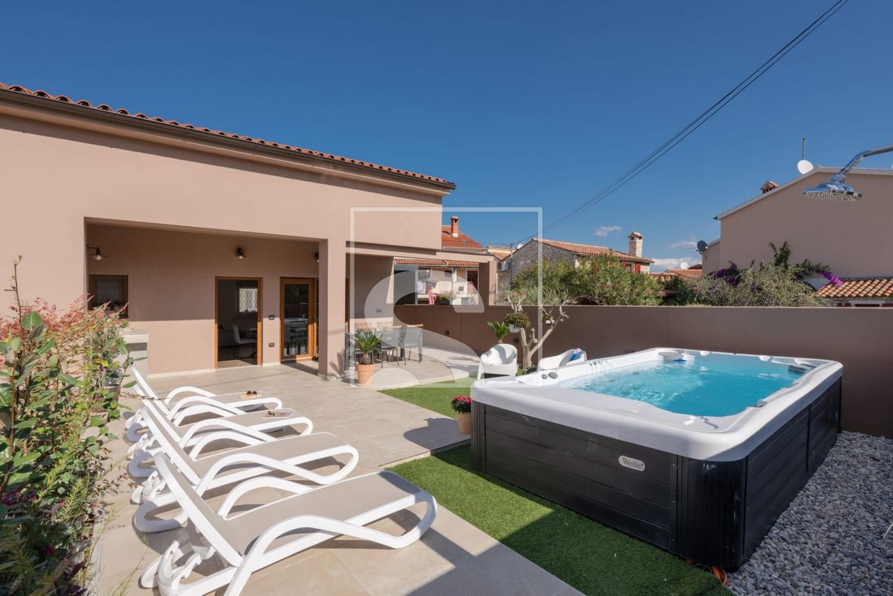 House u Vodnjanu, 100m²