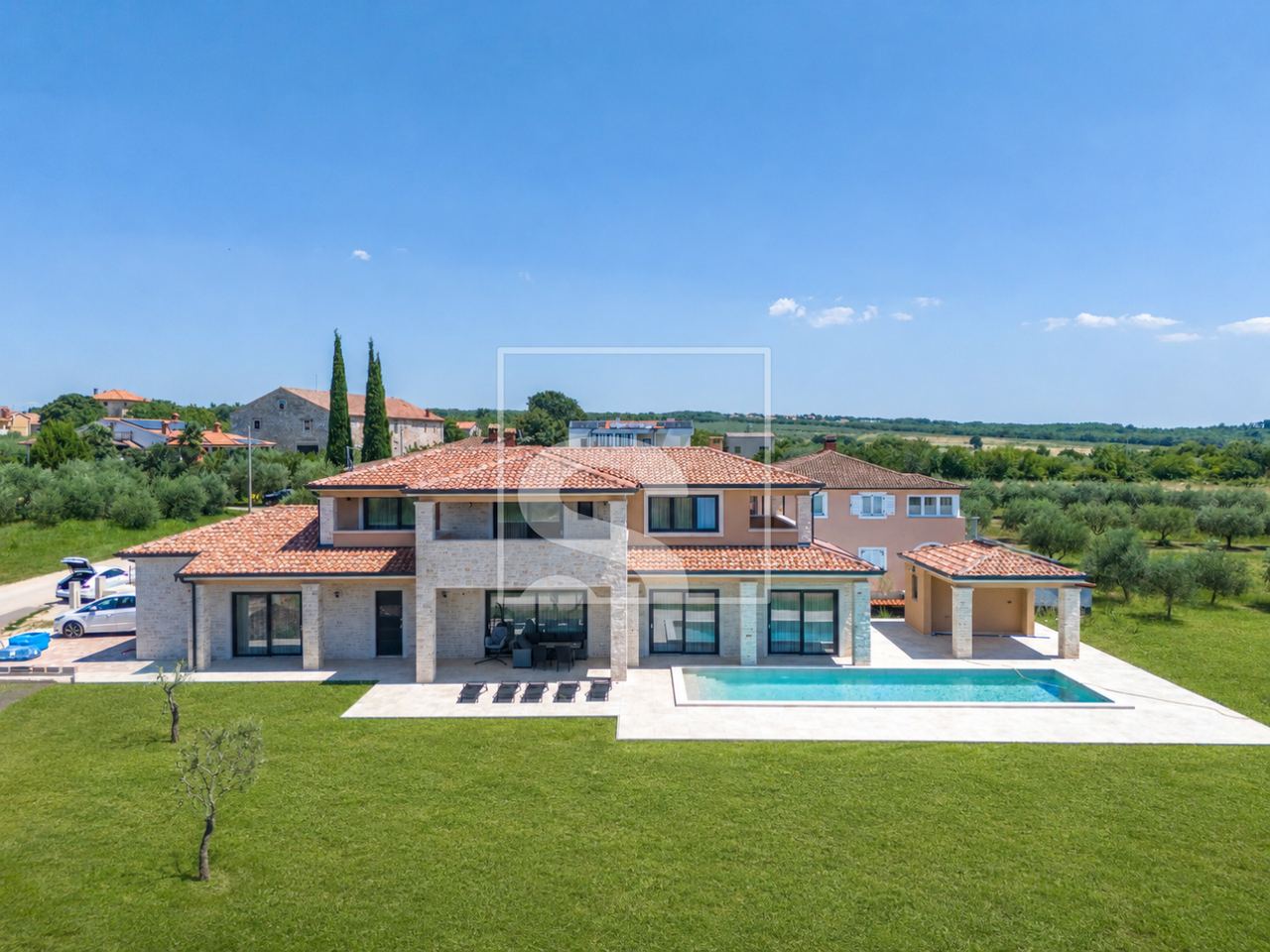 House u Poreču, 350m², 5 soba, slika 3