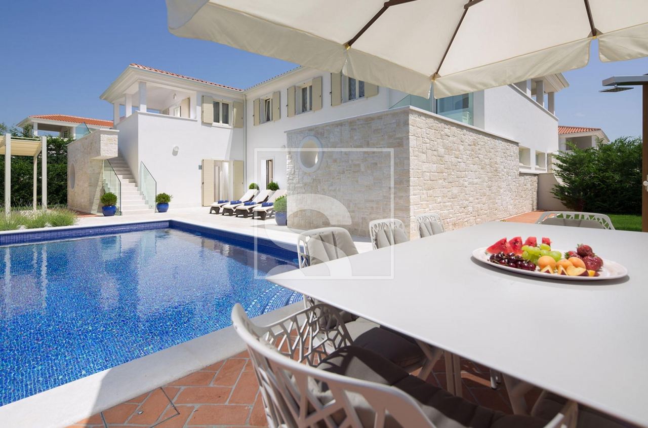 House u Poreču, 168m², 3 sobe
