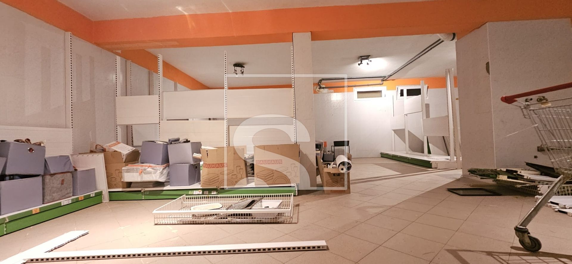 Gewerbefläche u Puli, 120m²