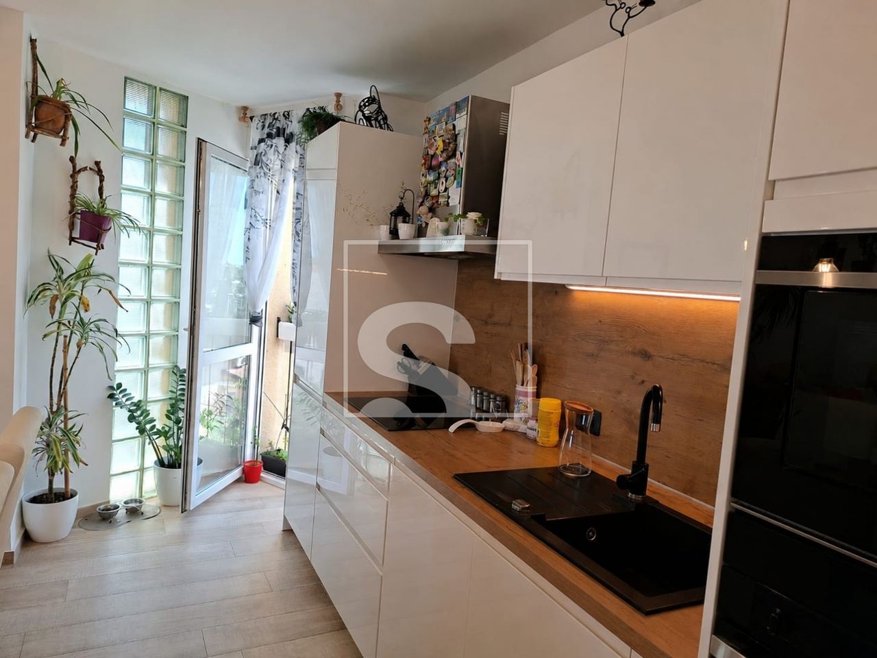 Appartamento u Puli, 52.51m², 1 soba, slika 2