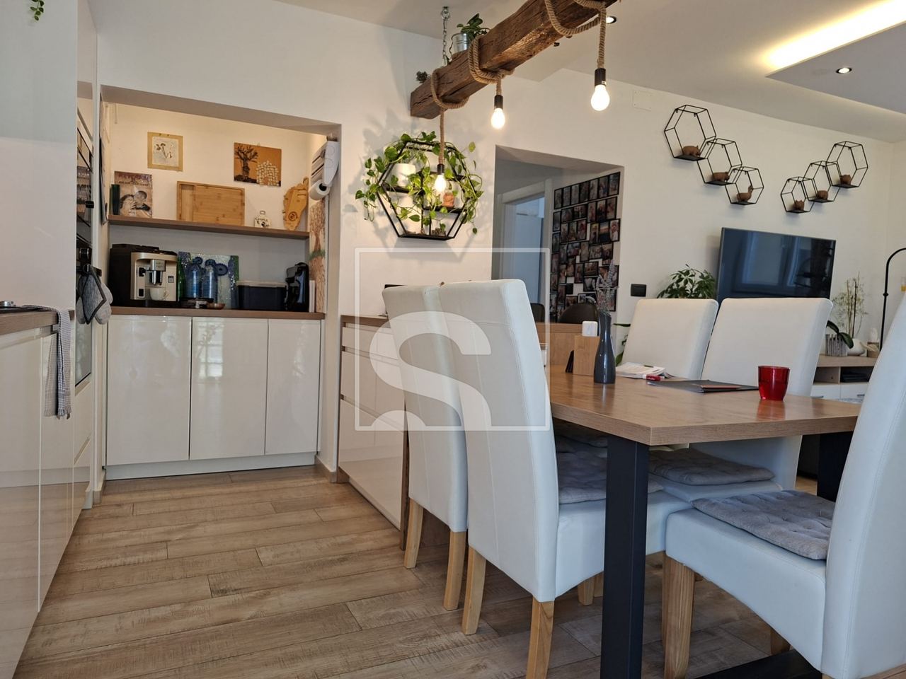 Appartamento u Puli, 52.51m², 1 soba, slika 3