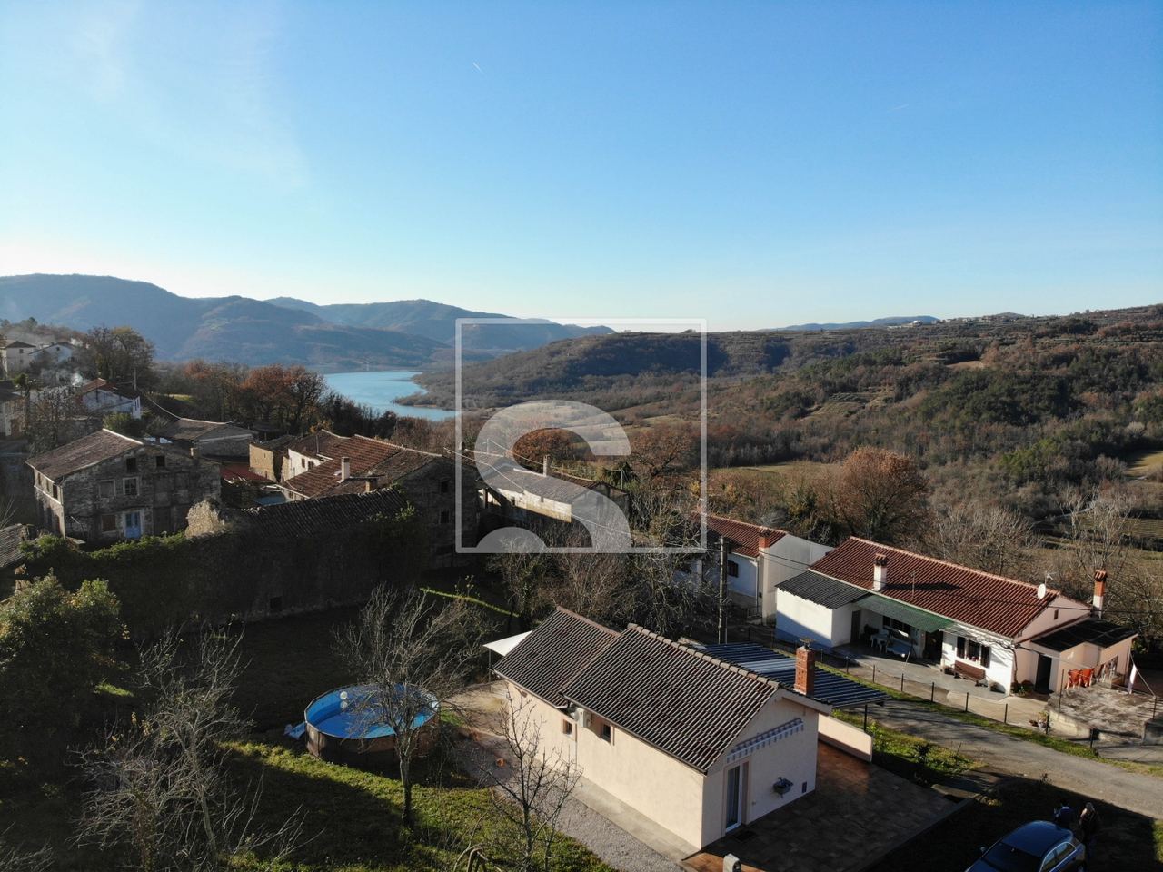 Kuća u Buzetu, 50m², 1 soba, slika 2