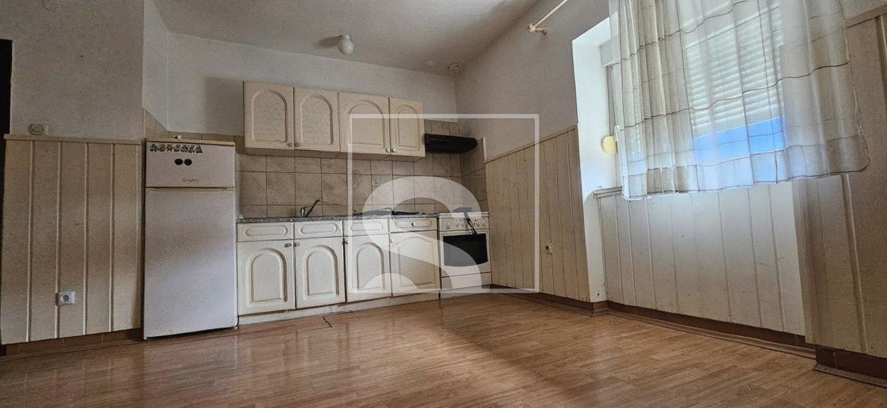 Kuća u Puli, 110m², 4 sobe, slika 4