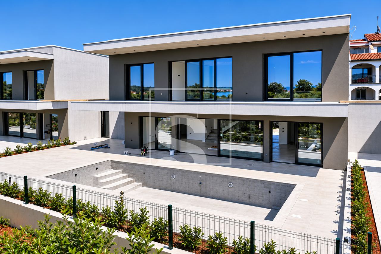 House u Poreču, 280m², 3 sobe