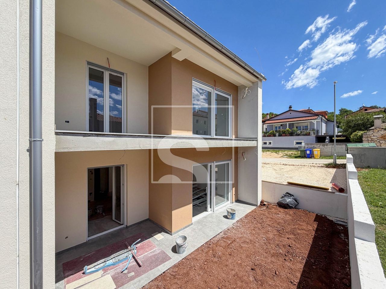 Apartment u Rovinju, 65.7m², 2 sobe