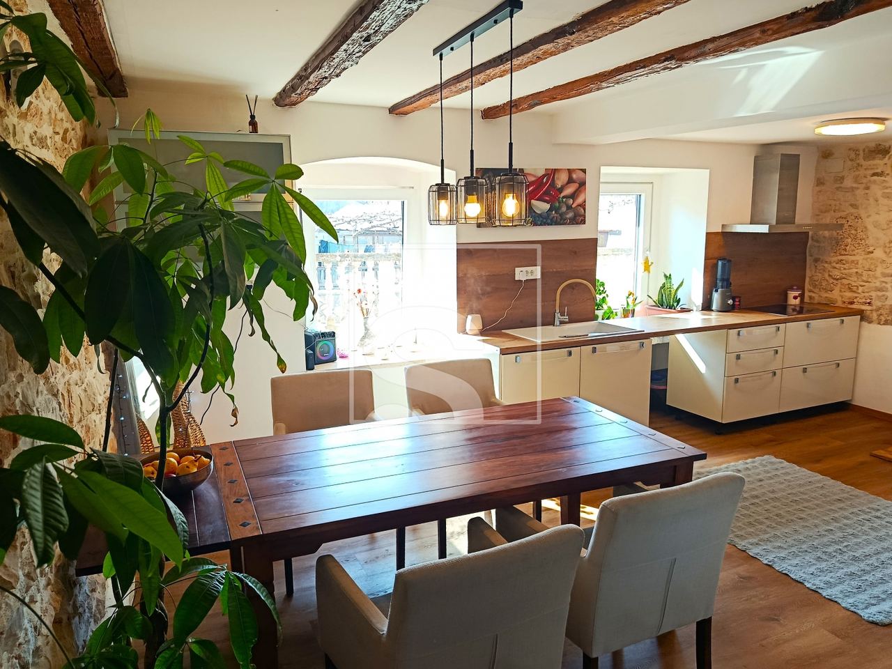 Casa u Svetvinčenatu, 300m², 4 sobe