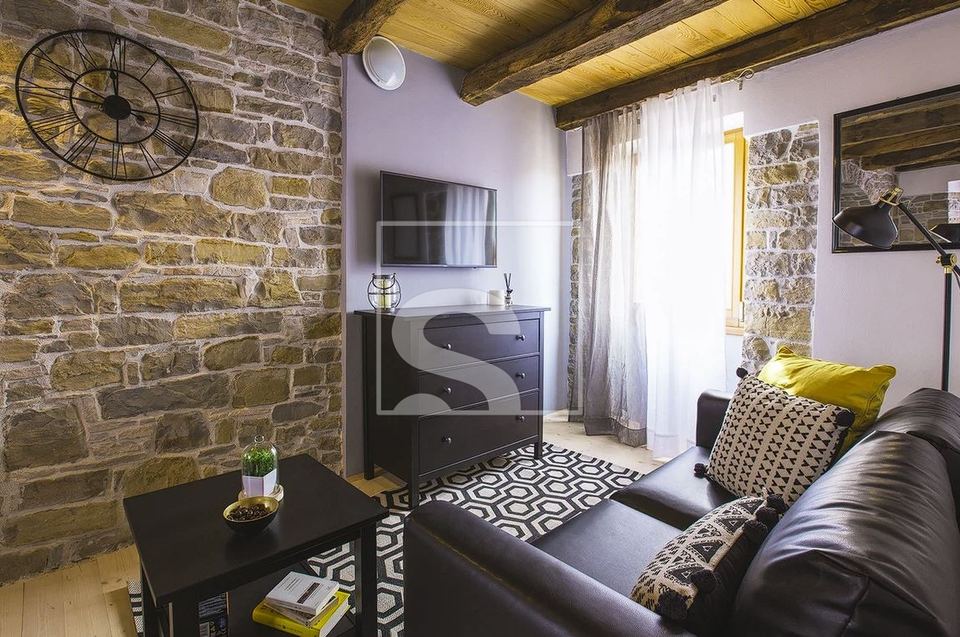 Haus u Oprtalju, 170m², 3 sobe, slika 3