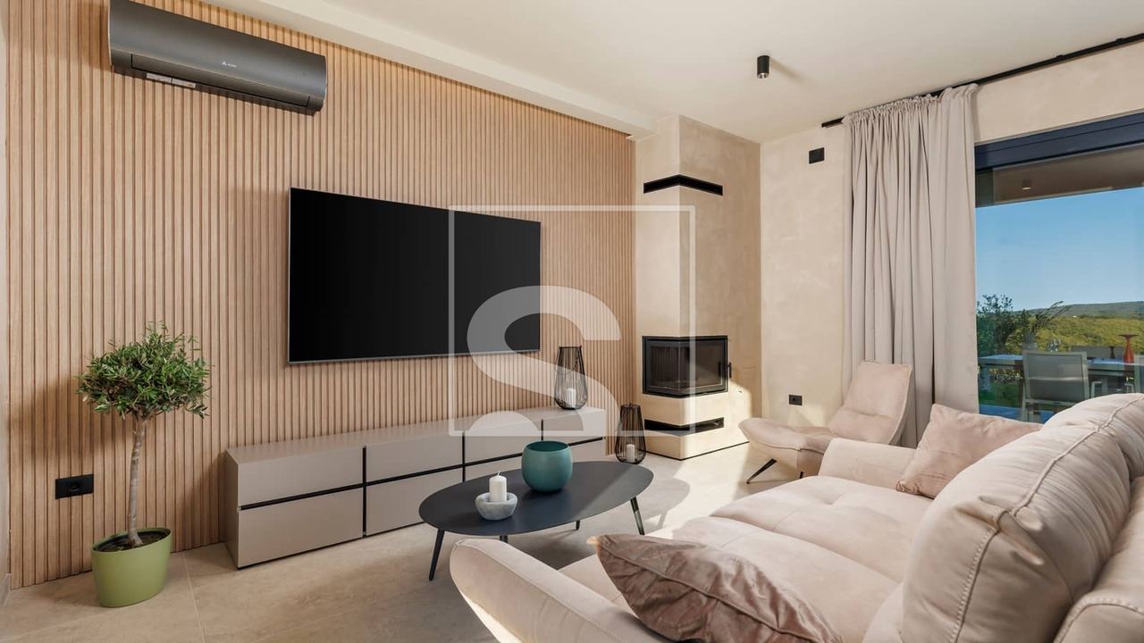 Haus u Labinu, 120m², 2 sobe, slika 4