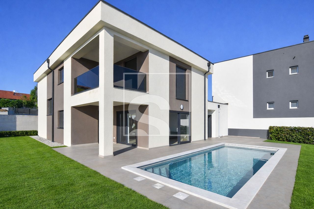 Haus u Poreču, 160m², 4 sobe