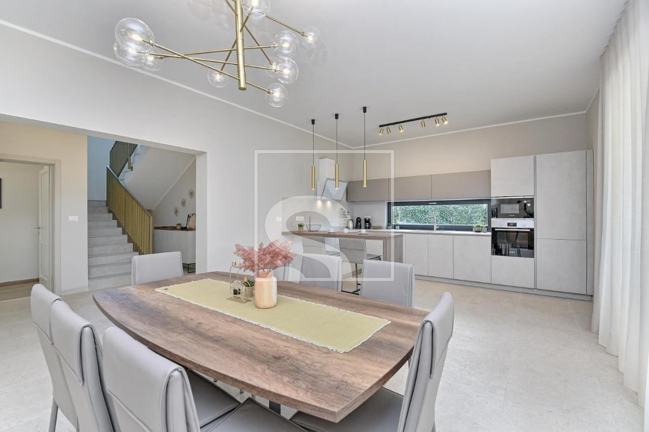 House u Fažani, 342m², 4 sobe, slika 4