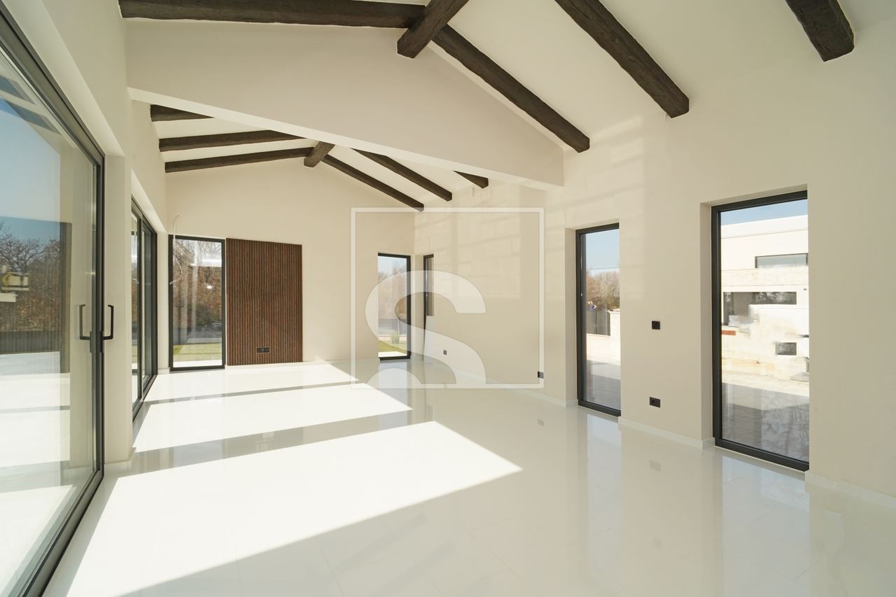House u Poreču, 207m², 4 sobe, slika 3