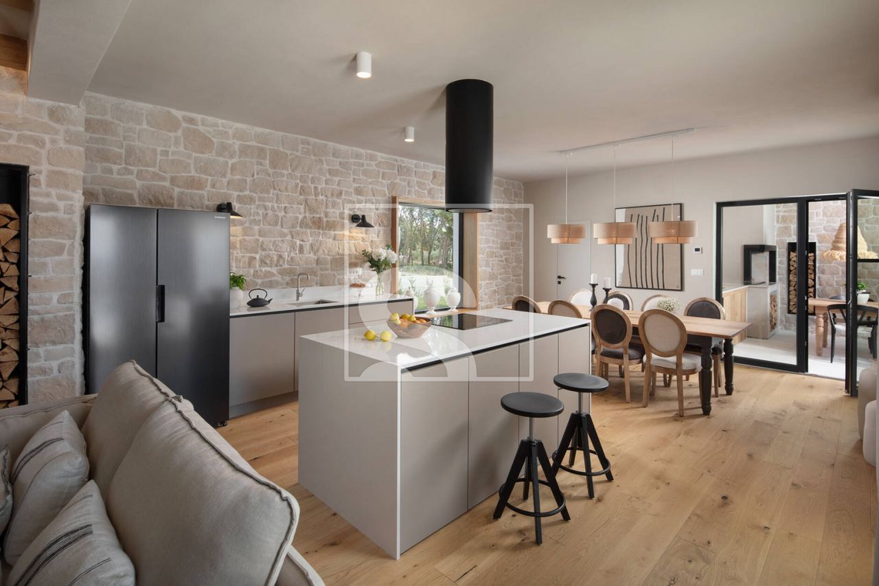 House u Poreču, 270m², 5 soba, slika 3