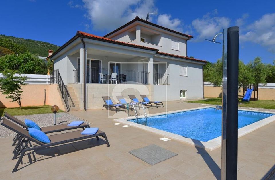 Haus u Labinu, 182m², 3 sobe