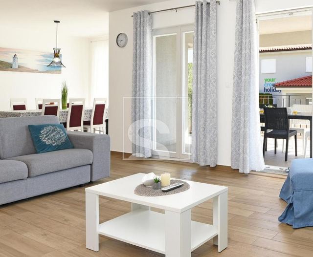 Haus u Labinu, 182m², 3 sobe, slika 3