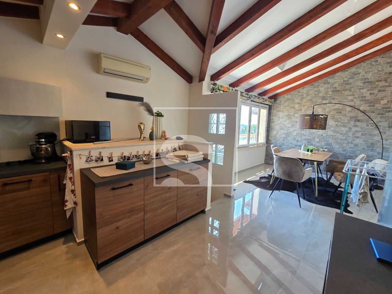 Stan u Rovinju, 60m², 2 sobe, slika 4