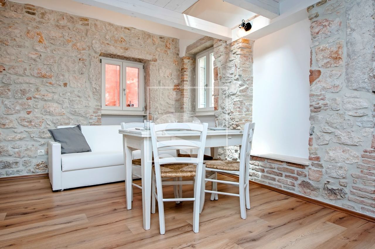 Haus u Rovinju, 140m², 4 sobe, slika 2
