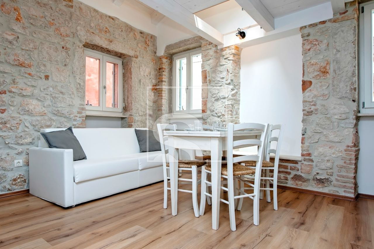 Haus u Rovinju, 140m², 4 sobe, slika 3