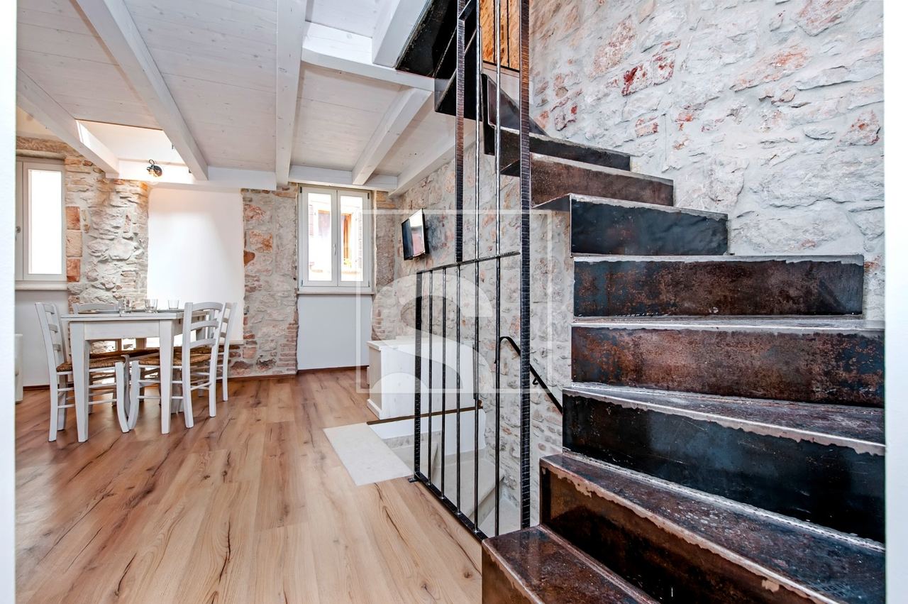 Haus u Rovinju, 140m², 4 sobe, slika 5