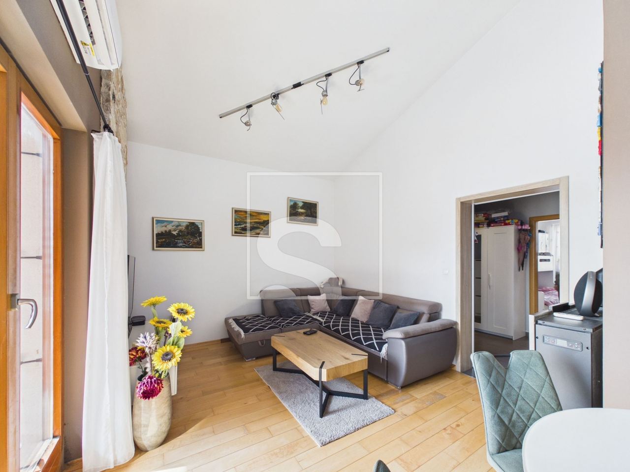 Stan u Puli, 83m², 2 sobe, slika 5