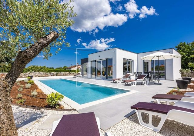 Casa u Svetvinčenatu, 140m², 3 sobe, slika 2
