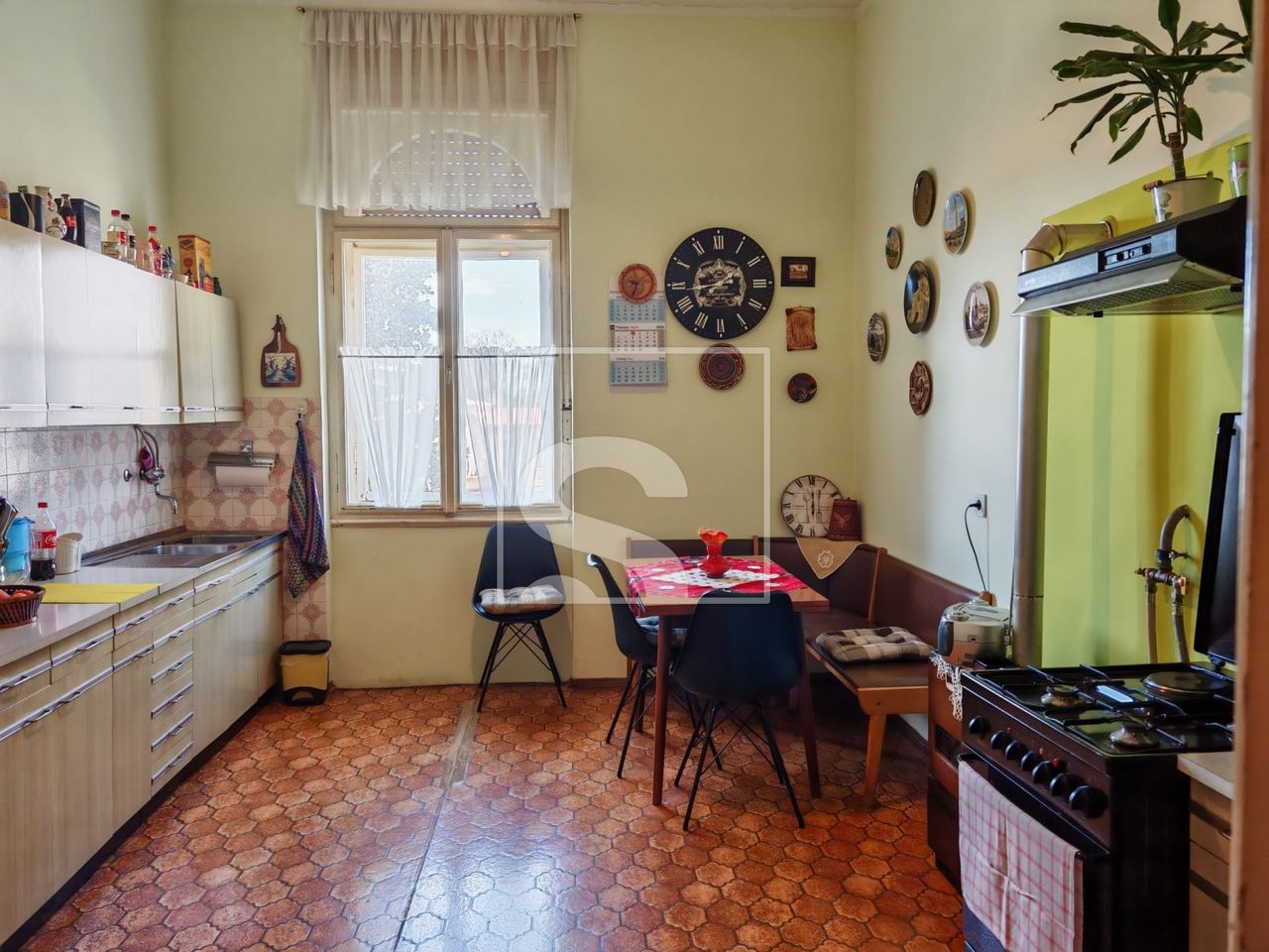 Apartment u Puli, 160.95m², 5 soba, slika 5