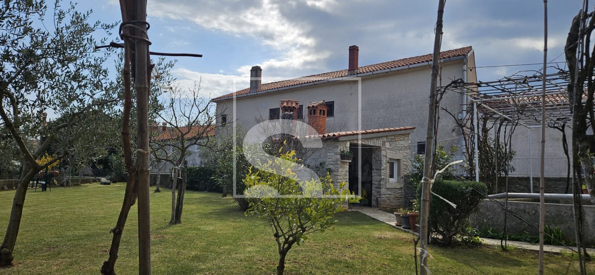 Haus u Marčani, 155m², 3 sobe, slika 3