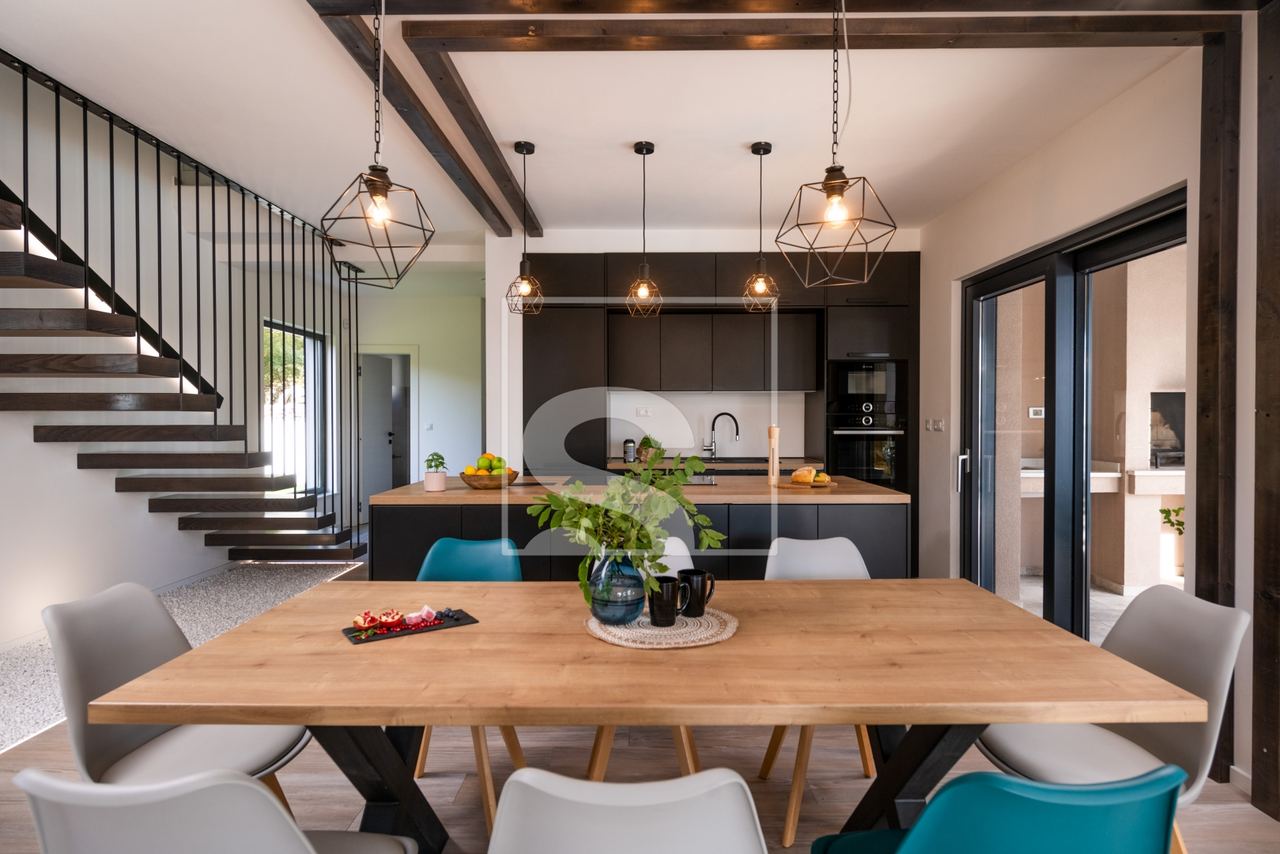 Haus u Barbanu, 163.07m², 3 sobe, slika 4