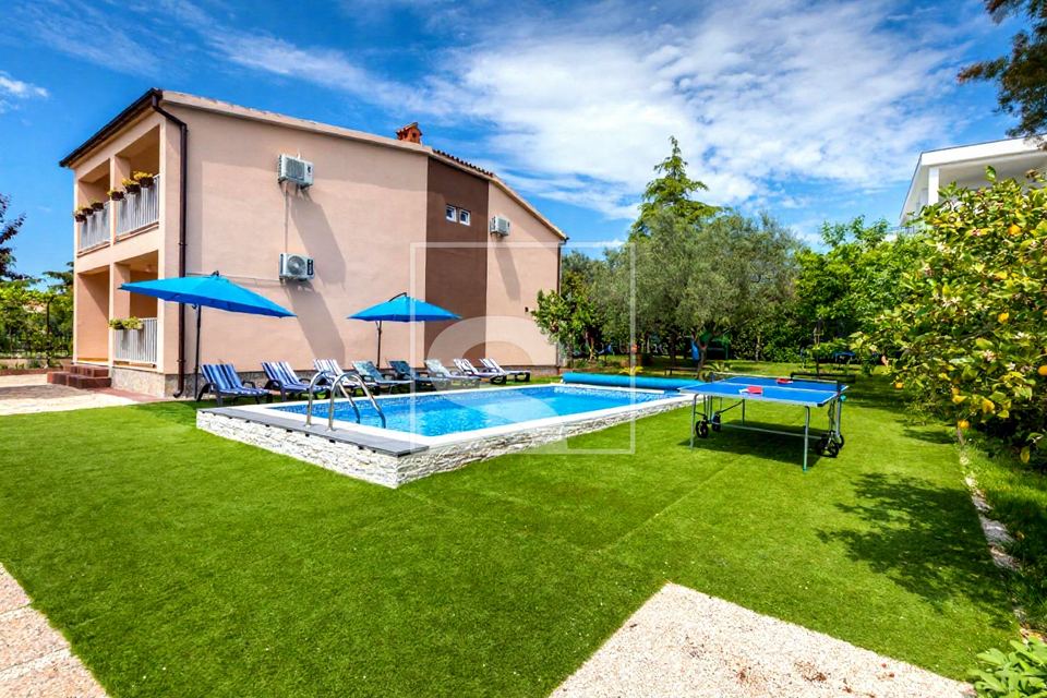 Haus u Fažani, 222m², 4 sobe, slika 2
