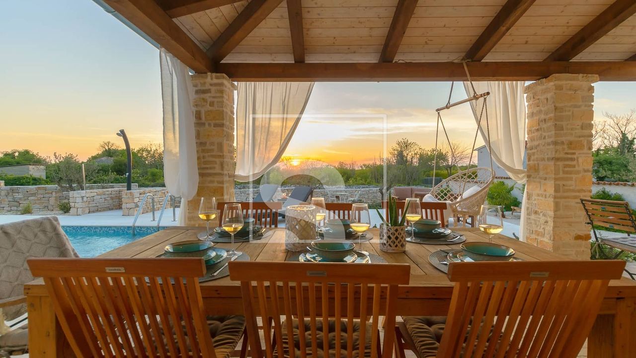 Kuća u Svetvinčenatu, 178m², 4 sobe, slika 5