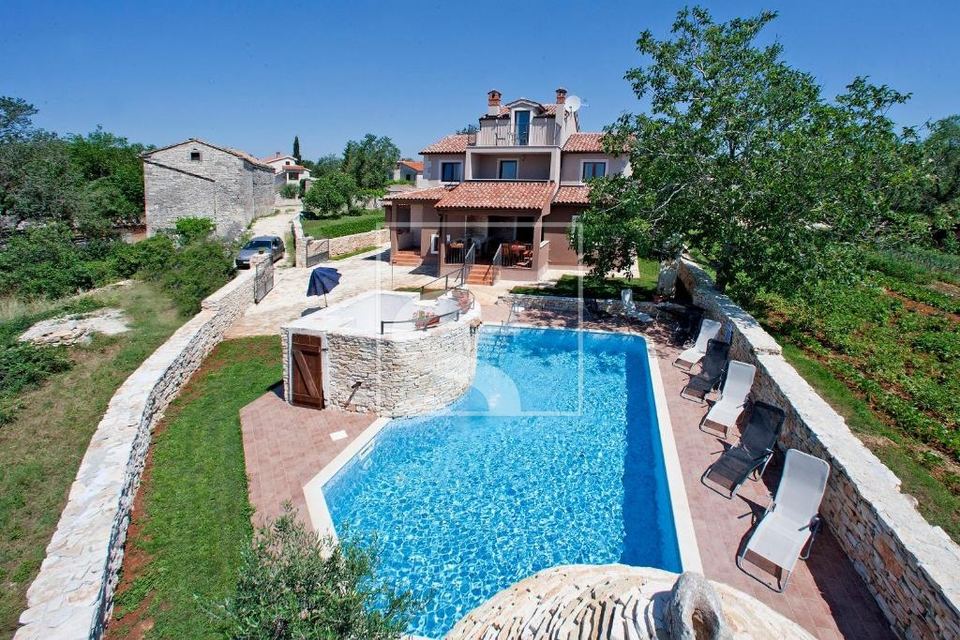 House u Svetvinčenatu, 240m², 5 soba, slika 3