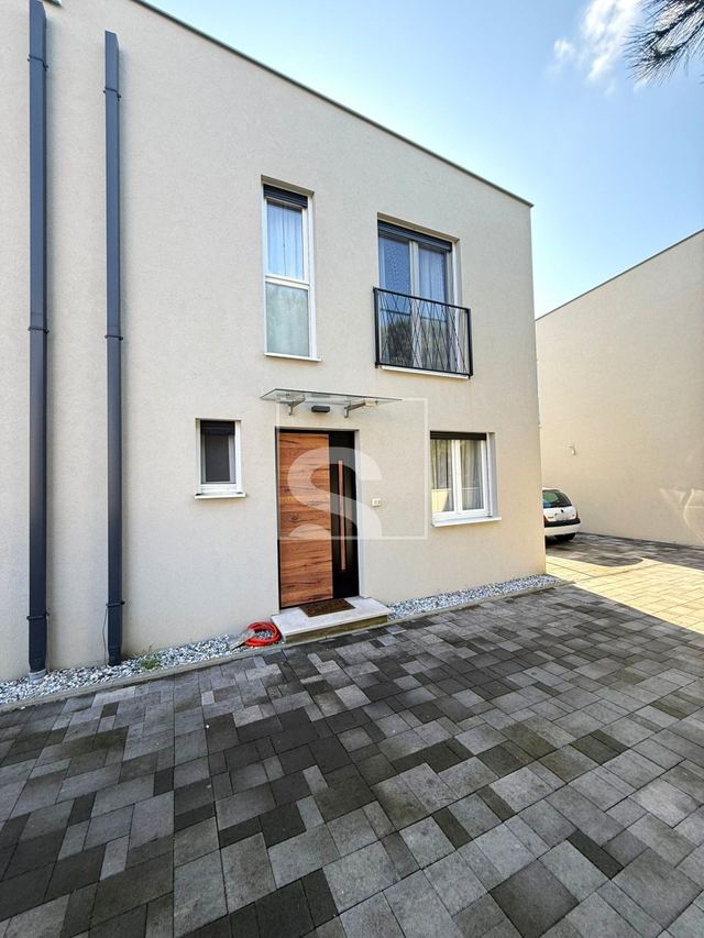 Kuća u Puli, 74.69m², 3 sobe