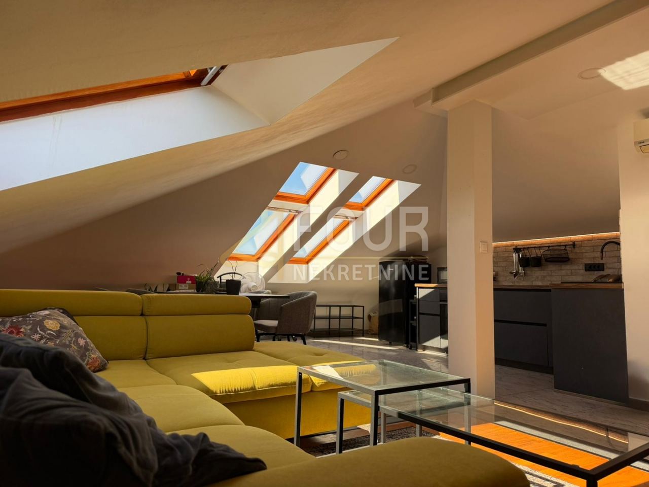 Wohnung u Rijeci, 63.36m², 2 sobe, slika 4