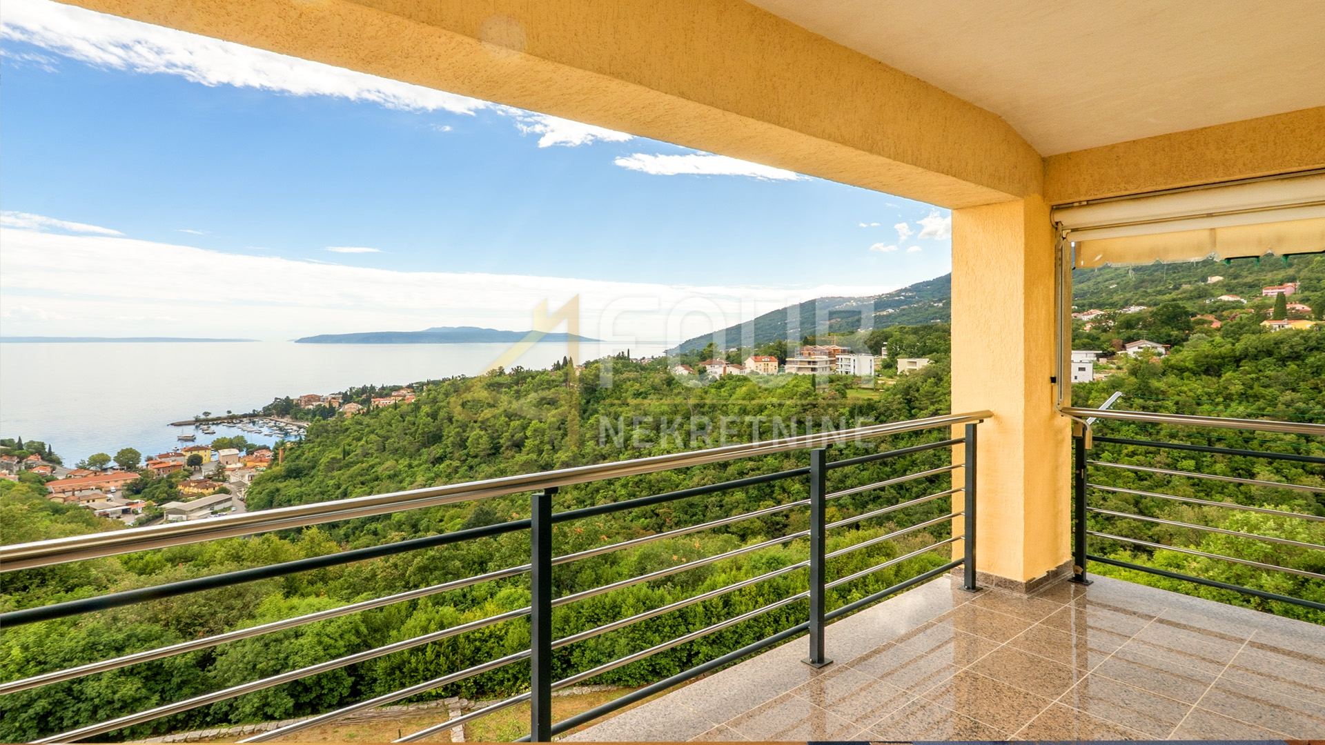 Stan u Opatiji, 93.53m², 2 sobe